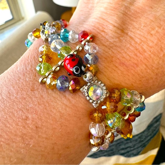 Artisan Ladybug Beaded Bracelet - Picture 1 of 9
